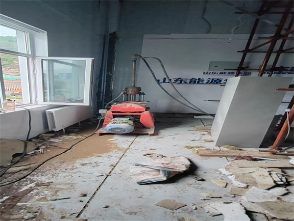 芷江地基基础下沉墙体裂缝加固注浆顶升施工